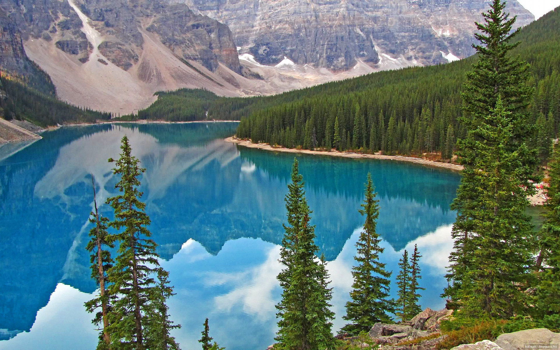 开云体育网页入口-AC米兰强势复苏，意甲冠军争夺迎来新格局