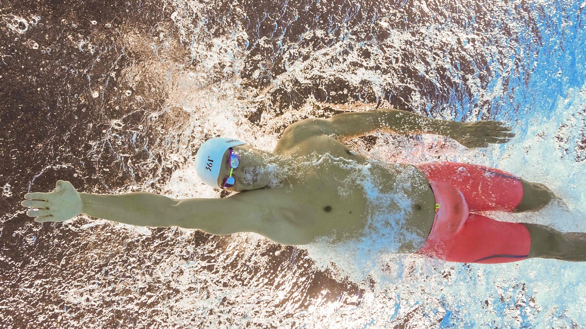 丁俊晖五杆连进,轻松战胜霍尔特闯入32强!,丁俊晖第5杆147视频